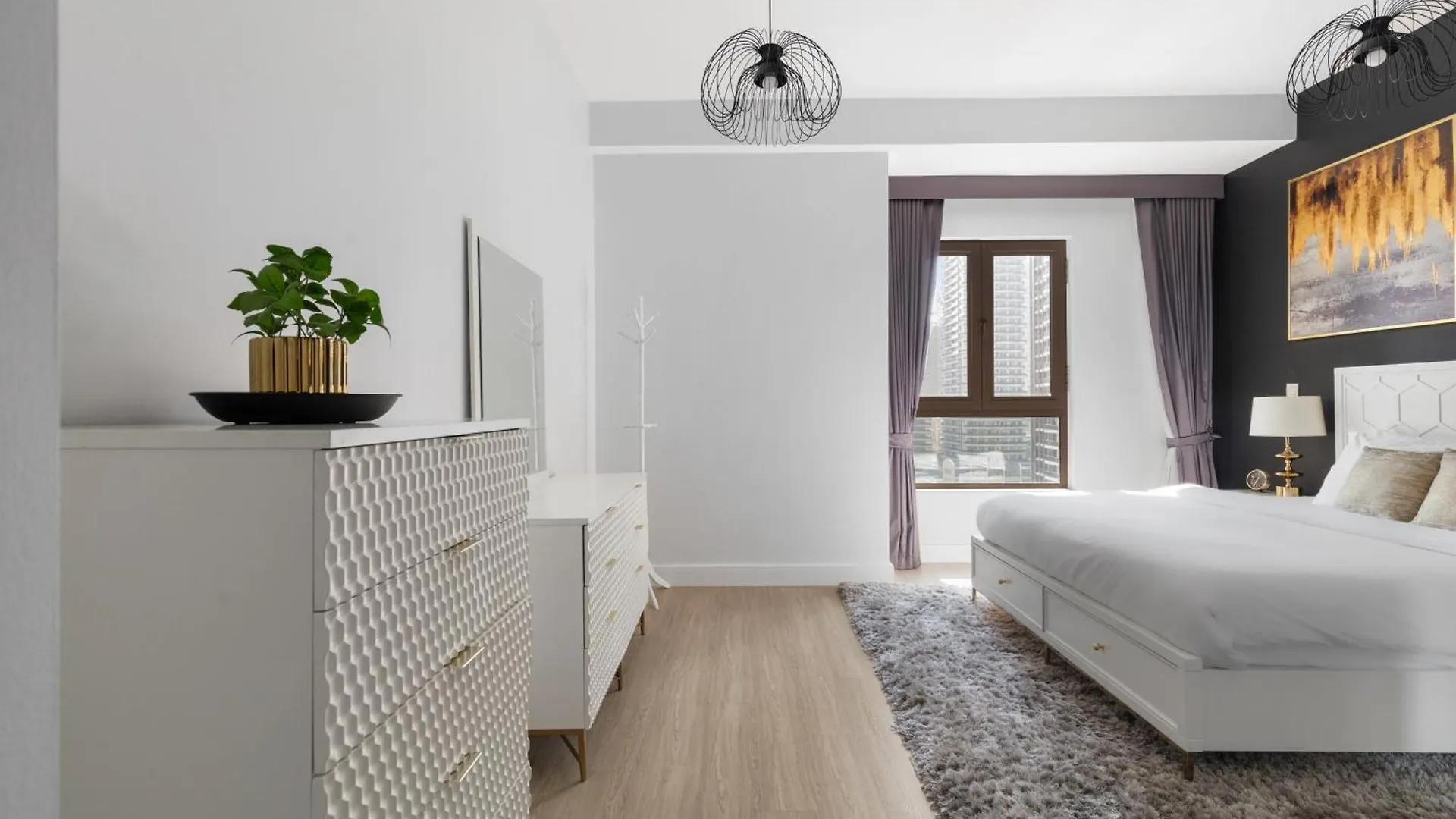 Modern Design 1 Bedroom Apartment, Pool Access Dubai