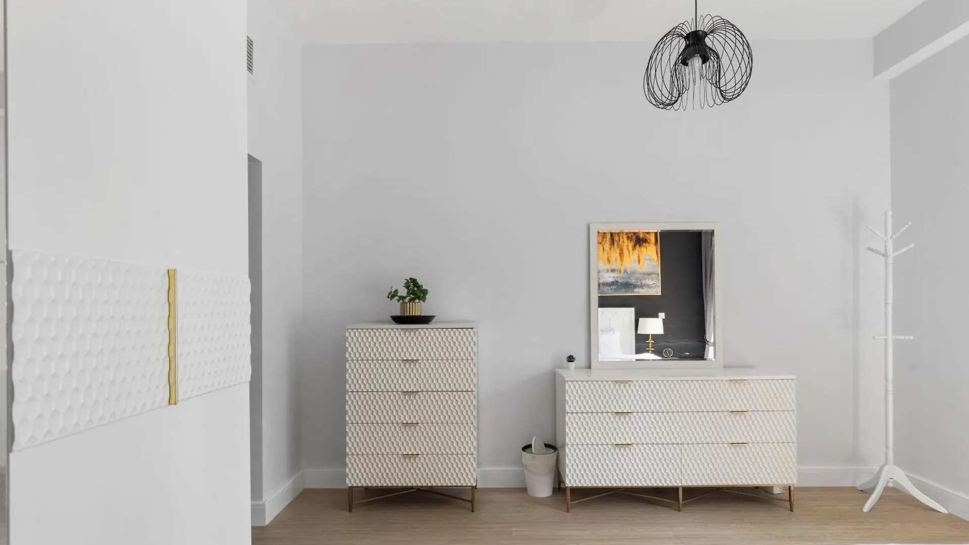 Apartment Modern Design 1 Bedroom Apartment, Pool Access Dubai United Arab Emirates