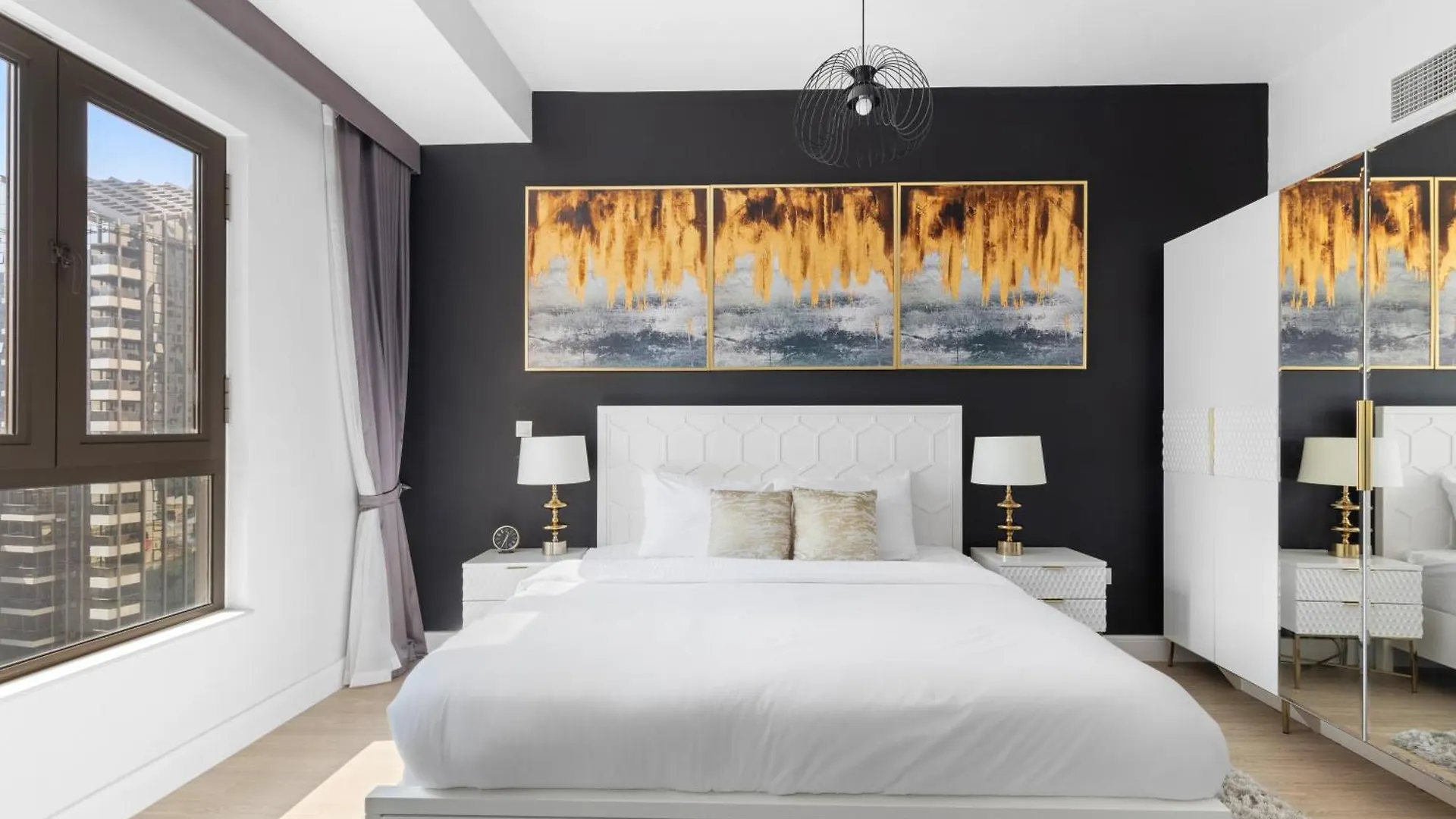 Modern Design 1 Bedroom Apartment, Pool Access Dubai