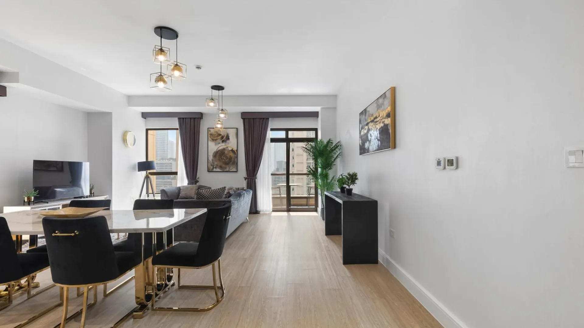 Apartment Modern Design 1 Bedroom Apartment, Pool Access Dubai