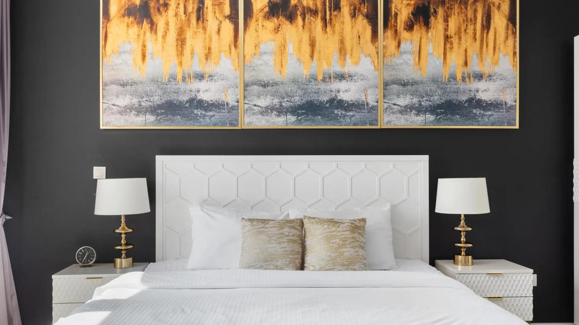 Modern Design 1 Bedroom Apartment, Pool Access Dubai